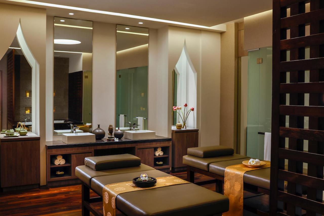 Dusit Thani Laguna Khách sạn 5*