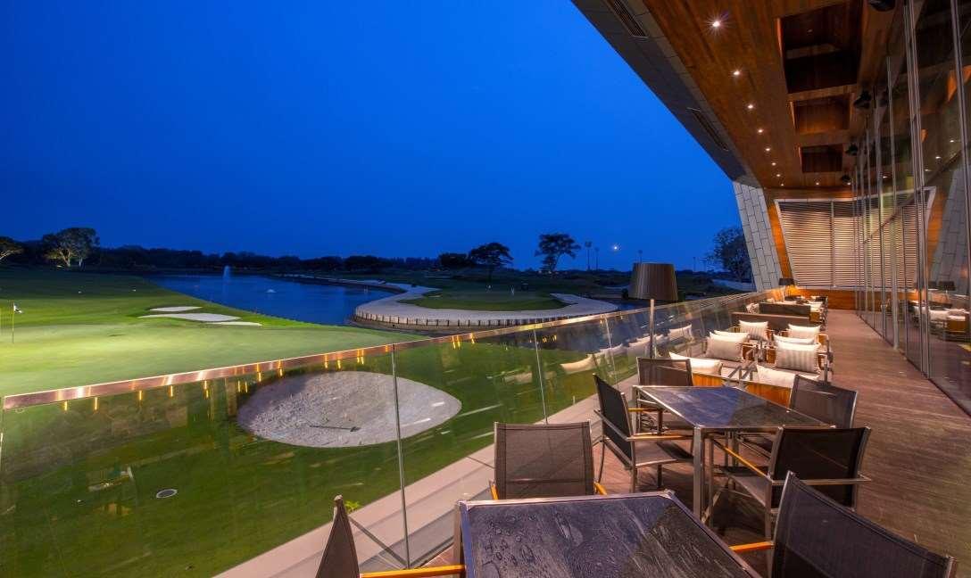 Dusit Thani Laguna Khách sạn 5*